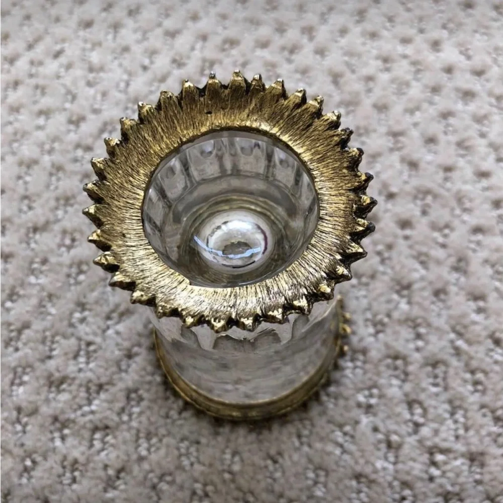 vintage antique vanity glass holder with gold metal filligree leaves - Picture 4 of 8